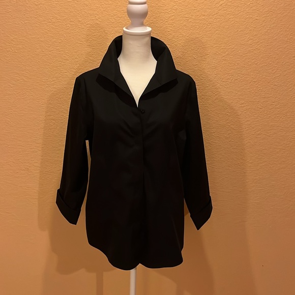 Chico's Tops - NWT Chico’s Women’s non iron blouse 100% cotton 3/4 sleeve buttons black size M